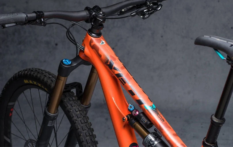 Dyedbro Montuurbeschermingsset - Camo Zwart 4 Dyedbro Montuurbeschermingsset - Camo Zwart - Afbeelding 2