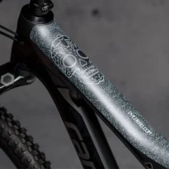 Dyedbro Beschermingsset Voor Montuur - Día De Muertos - Wit Matte 8 Dyedbro Beschermingsset Voor Montuur - Día De Muertos - Wit Matte -Velo Glans Verkoop 01 DBF11148