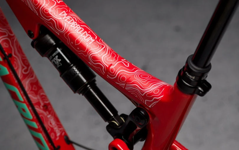 Dyedbro Kit Voor Framebescherming - Enduro World Series Wit 5 Dyedbro Kit Voor Framebescherming - Enduro World Series Wit - Afbeelding 3