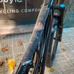 Framebescherming Sticker Extra - Red Bull Rampage Wit 7 Framebescherming Sticker Extra - Red Bull Rampage Wit -Velo Glans Verkoop AMSFrameGuardEXTRAREDBULLWHITE product xweb 1800x1350